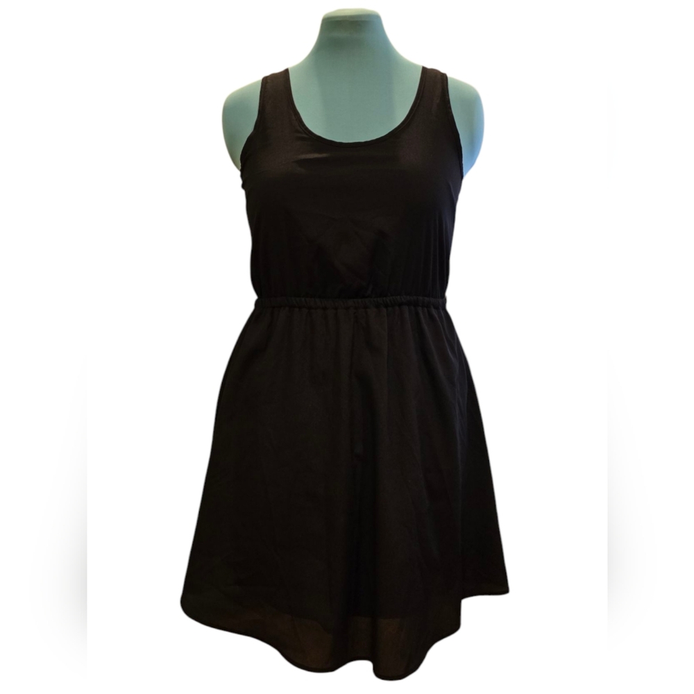 ISSI - Black Dress - Size Small